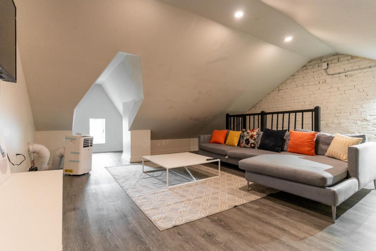 Lovely 2 Level Suite Гамильтон Экстерьер фото